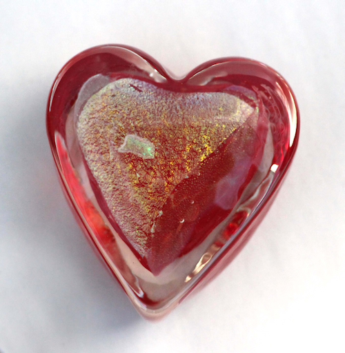 Click to view detail for DB-968 Paperweight - Heart Red $52